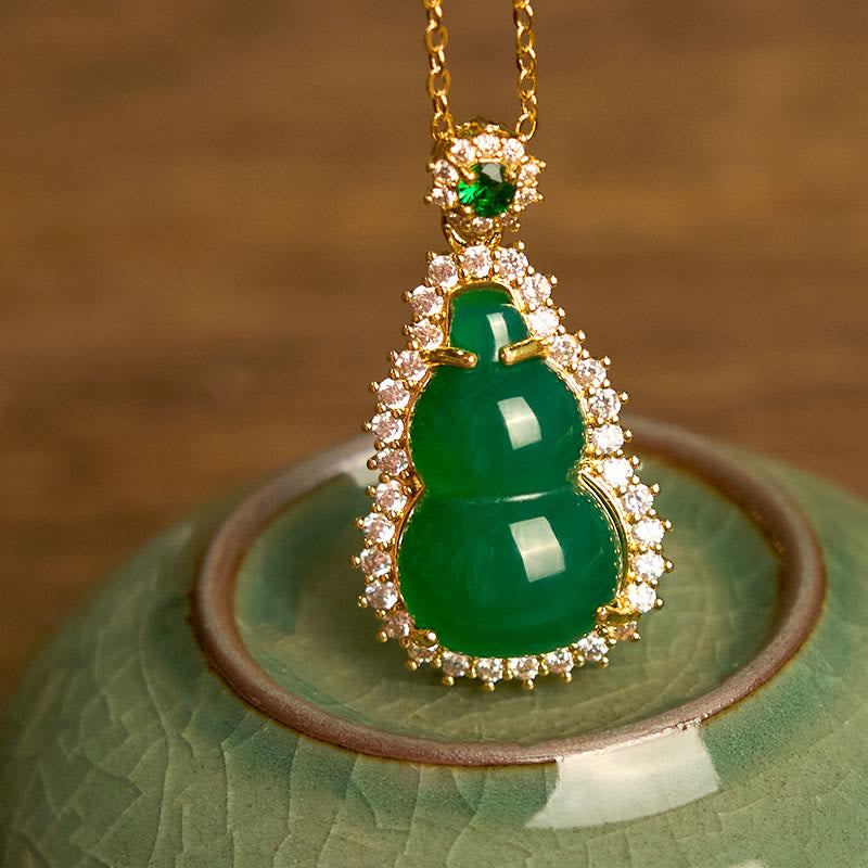 Buddhist Blessing Green Chalcedony Gourd Pendant