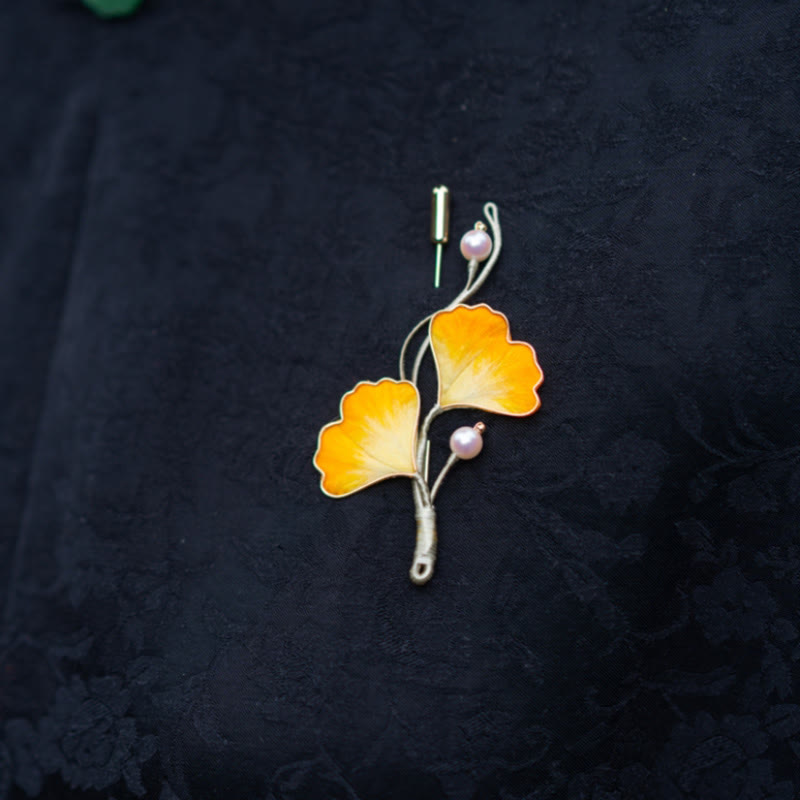 Buddhist Blessing Handmade Yangzhou Velvet Flower Mulberry Silk Ginkgo Leaf Brooch