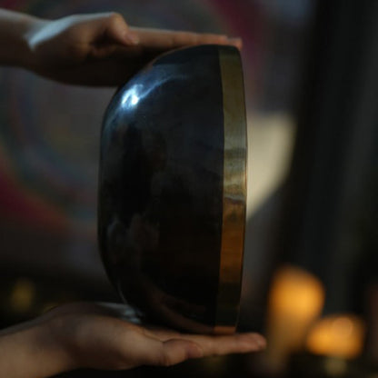 Buddhist Blessing Handmade Nepal Singing Bowl Simple Pattern for Healing and Meditation Sound Bowl Set
