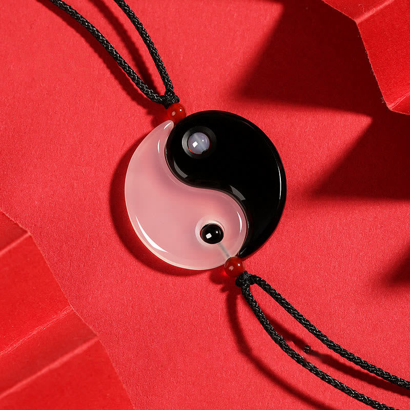 Buddhist Blessing Black Onyx White Agate Yin Yang Tai Chi Diagram Fortune Couple Necklace Pendant