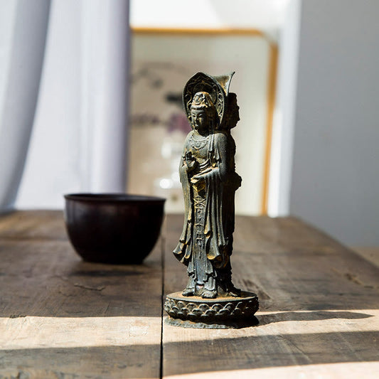 Buddhist Blessing Three-sided Kwan Yin Avalokitesvara Iron Powder Rust Cast Resin Statue Wealth Desk Decoration