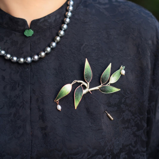 Buddhist Blessing Handmade Yangzhou Velvet Flower Mulberry Silk Green Bamboo Brooch