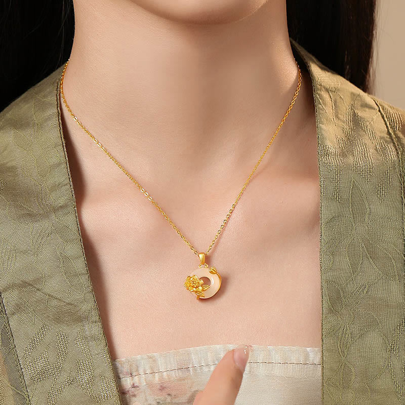 Buddhist Blessing Chalcedony 925 Sterling Silver Peace Buckle Flowers Necklace Pendant