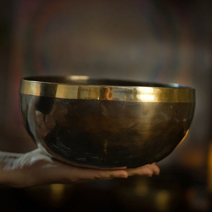 Buddhist Blessing Handmade Nepal Singing Bowl Simple Pattern for Healing and Meditation Sound Bowl Set